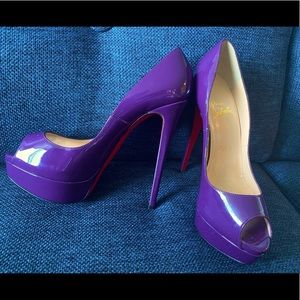 Purple patent 37.5 lady peeps.